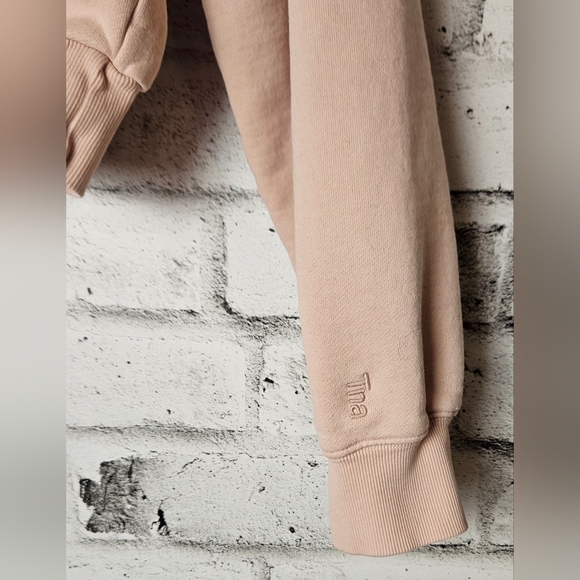 TNA Cozy AF Fleece Cropped Pink Sweater with ¾ Zipper in Front - Picture 3 of 8